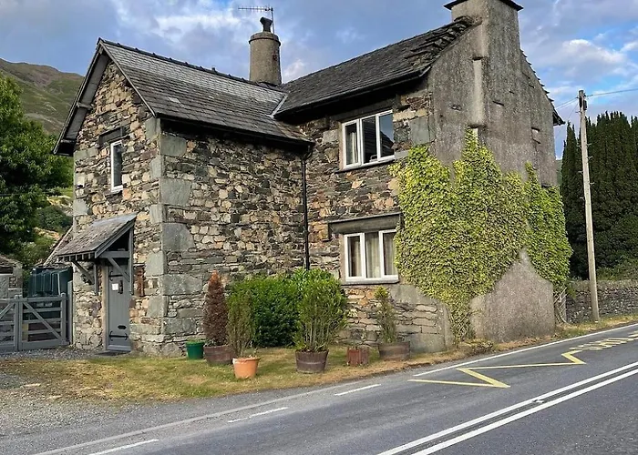 School House * باتيردالي